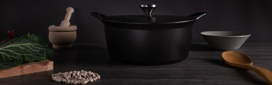 Todo lo que puedes cocinar en una Dutch Oven (olla de hierro fundido): del guiso tradicional al pan casero